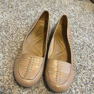 Naturalizer Flats - Size 9